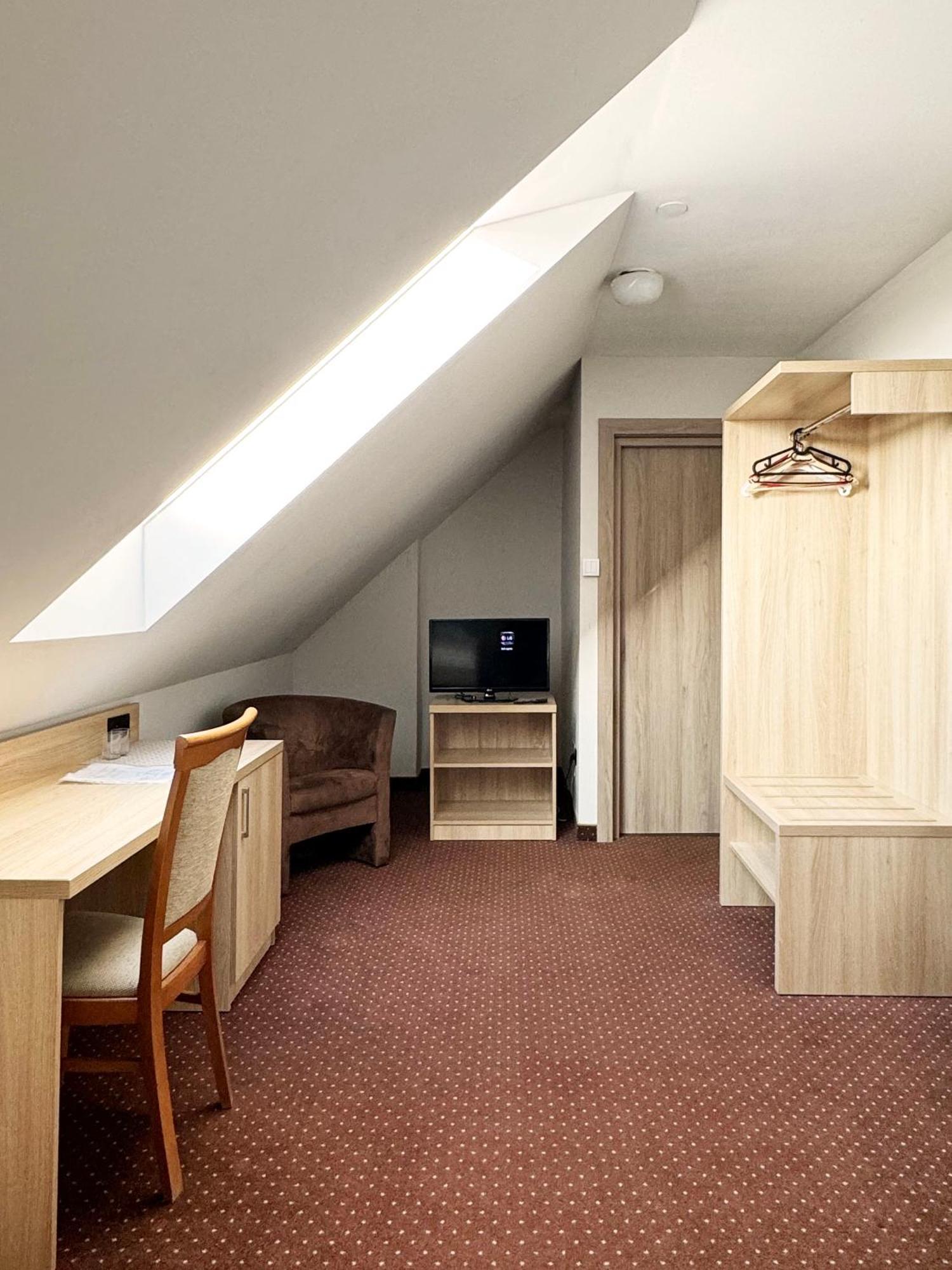 Motel Db2000 Biłgoraj 외부 사진