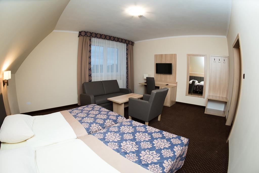 Motel Db2000 Biłgoraj 객실 사진