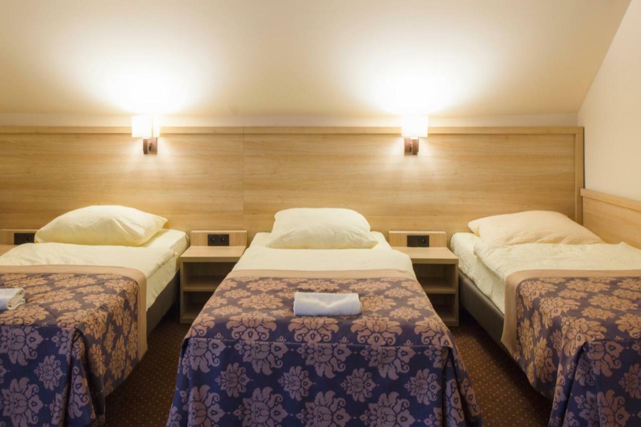 Motel Db2000 Biłgoraj 외부 사진
